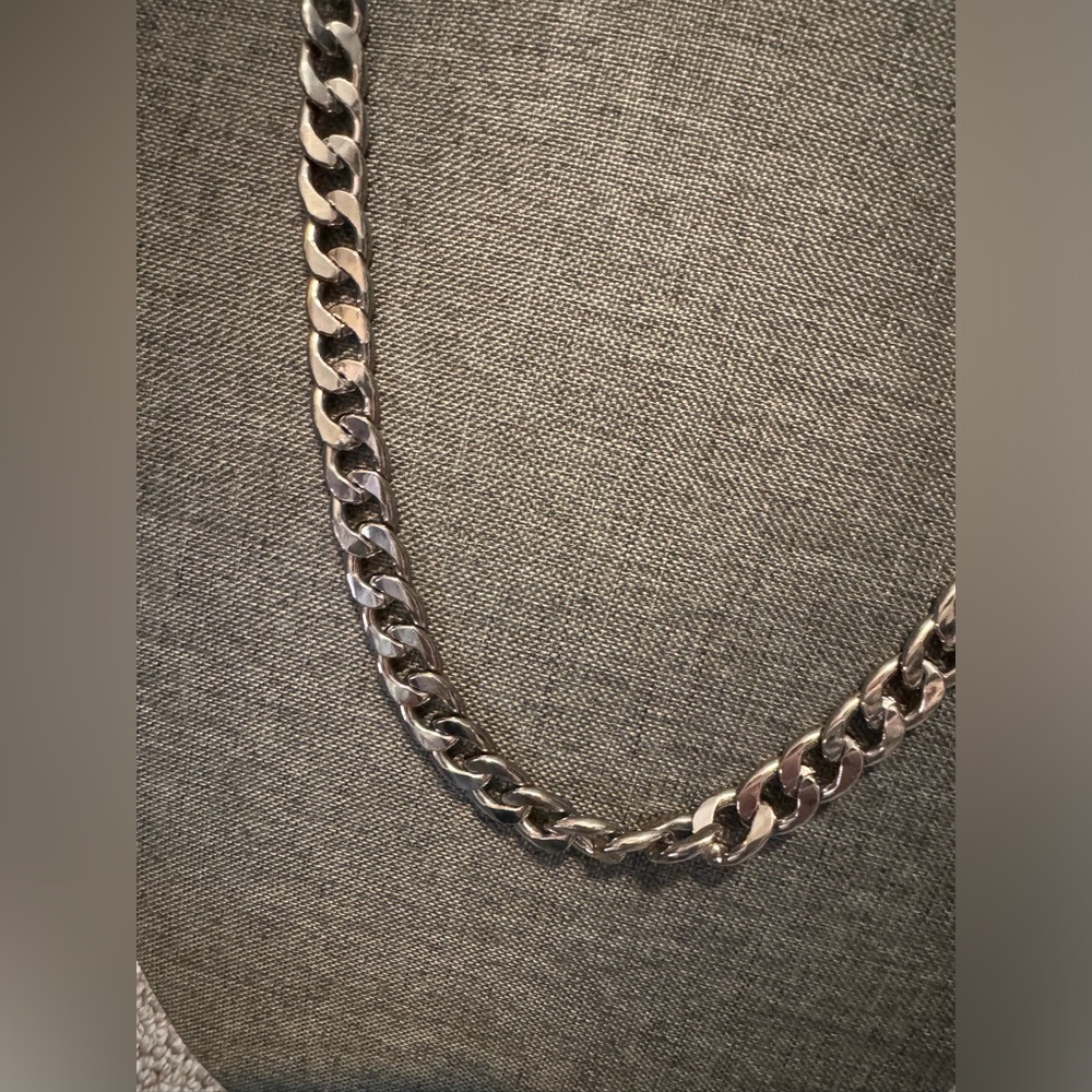 Silver Chain Necklace - Picture 6 of 10